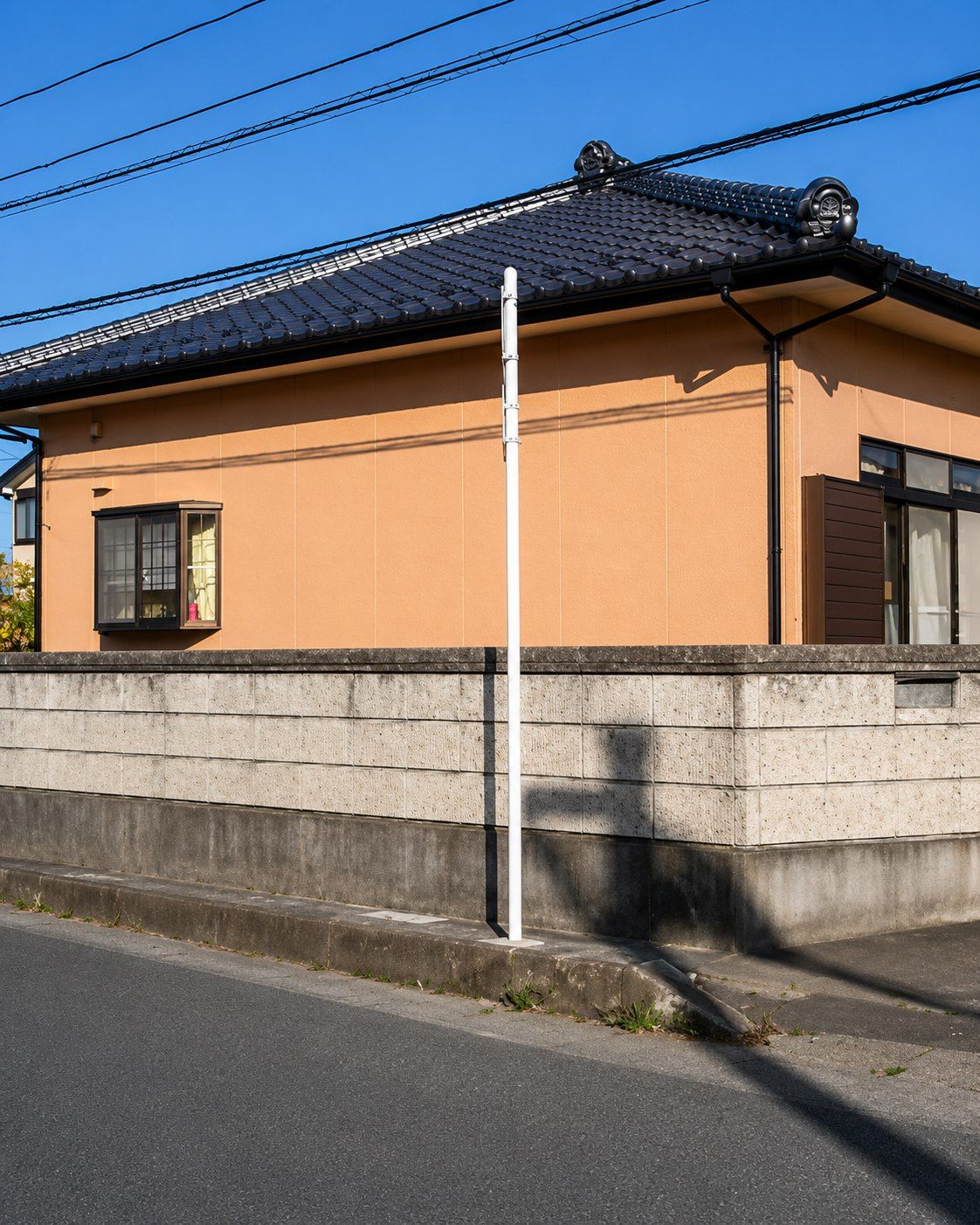 外壁塗装であたたかみのあるオレンジに